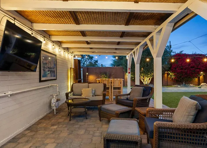 Holiday home Desert Oasis - Epic Backyard Pool Bocce Firepit Phoenix