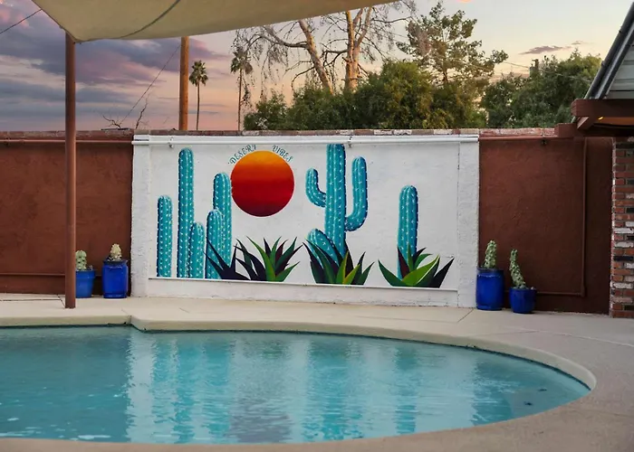 Desert Oasis - Epic Backyard Pool Bocce Firepit Holiday home *