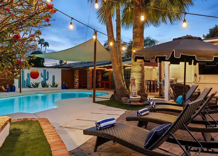 Desert Oasis - Epic Backyard Pool Bocce Firepit * Phoenix