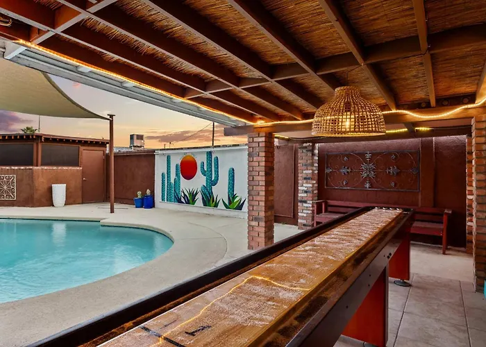 Holiday home Desert Oasis - Epic Backyard Pool Bocce Firepit Phoenix